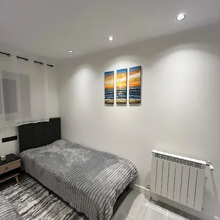 Art De Vie Apparemment Paris I Cdg I Orly I I Asterix Apartment Gonesse
